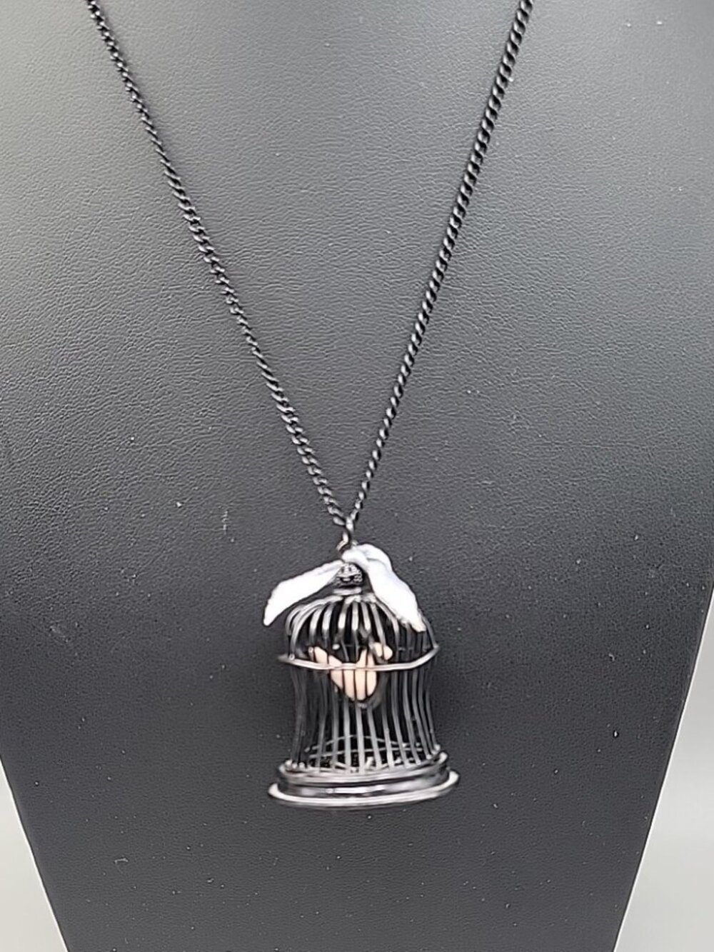 Freedom Bird Pendant Necklace 30" Black Tone Swinging Pink Wood Bird Metal Cage